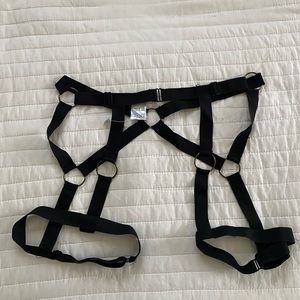 IHEARTRAVES garter